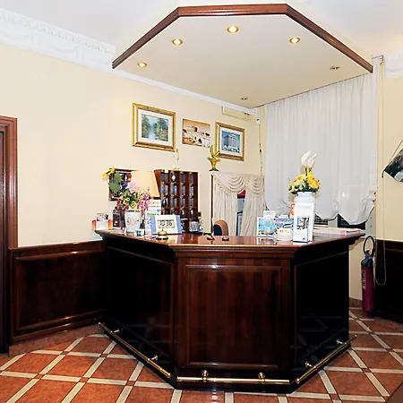 Meridiana Hotel 2*